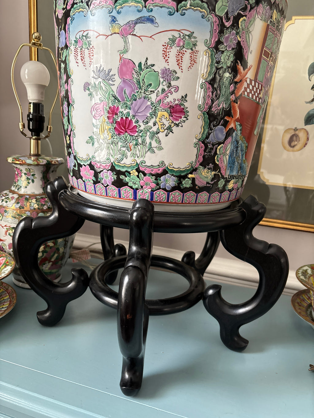 Famille Noir Cachepot and Stand