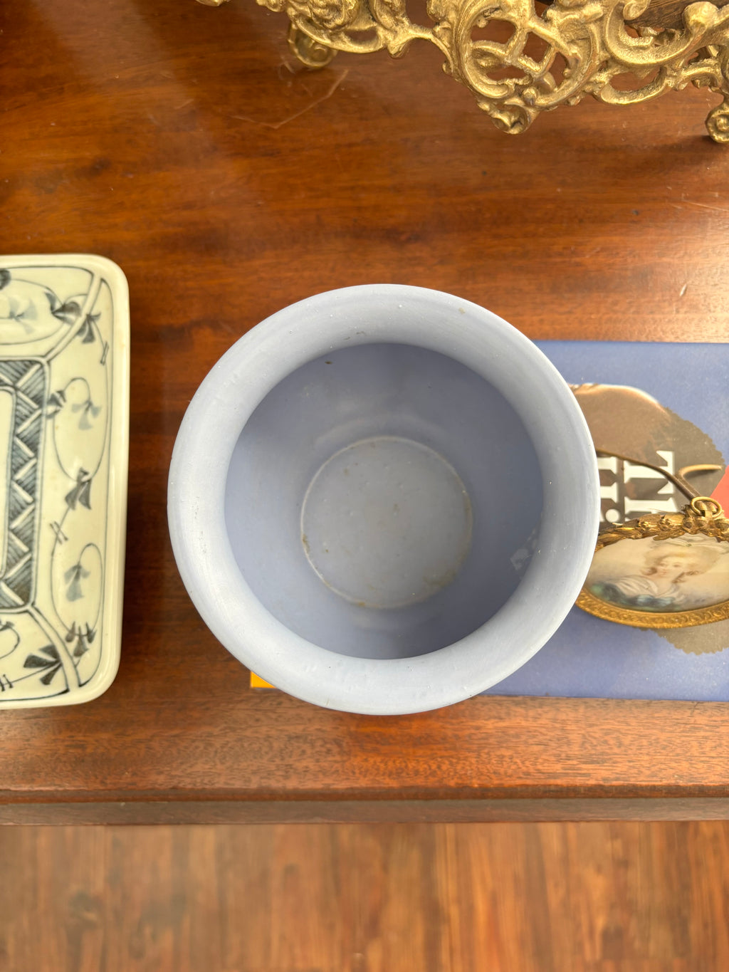Wedgwood-Style Lavendar Blue Cachepot