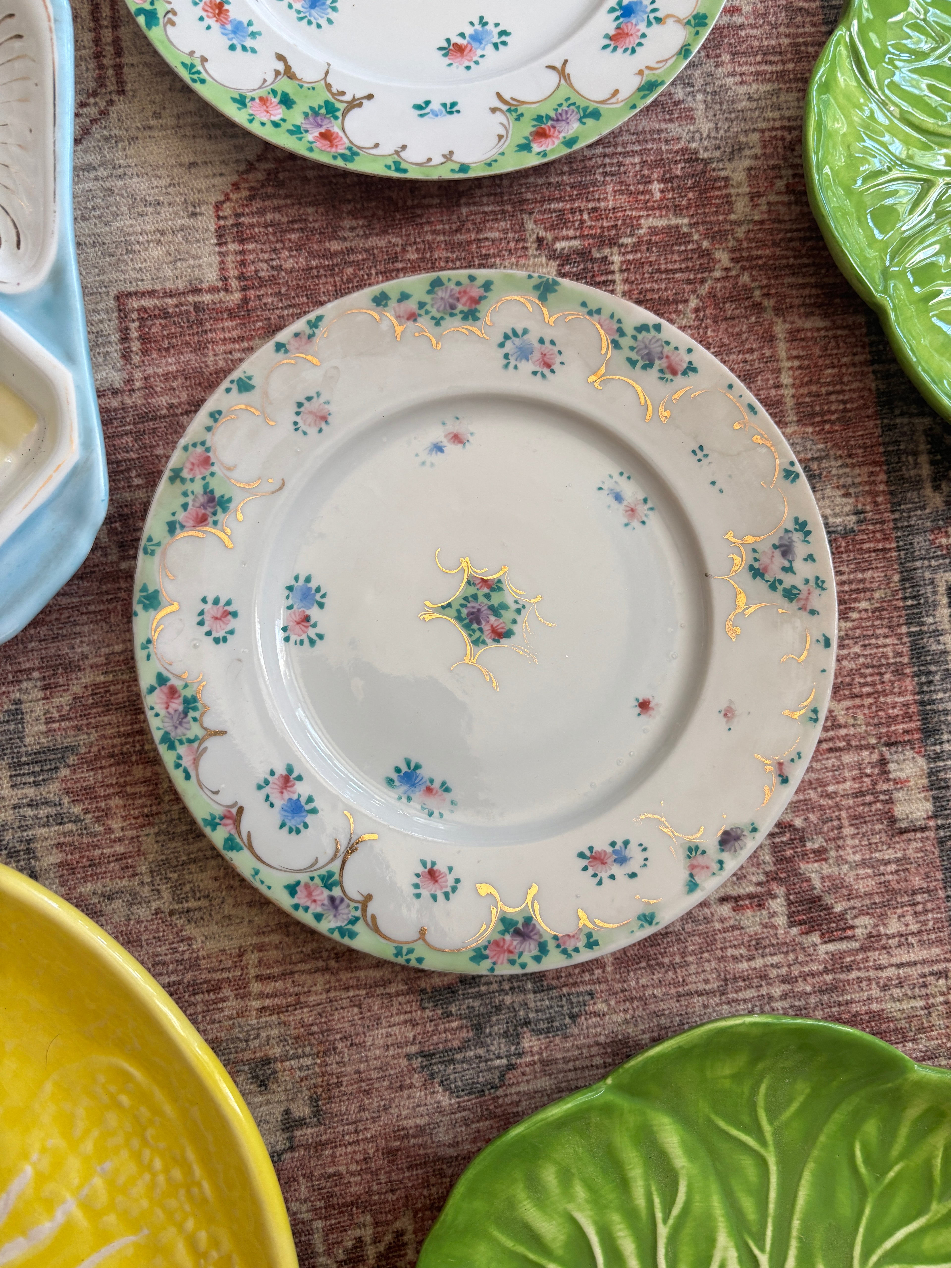 Instant Plate Wall in Pretty Greens and Yellows