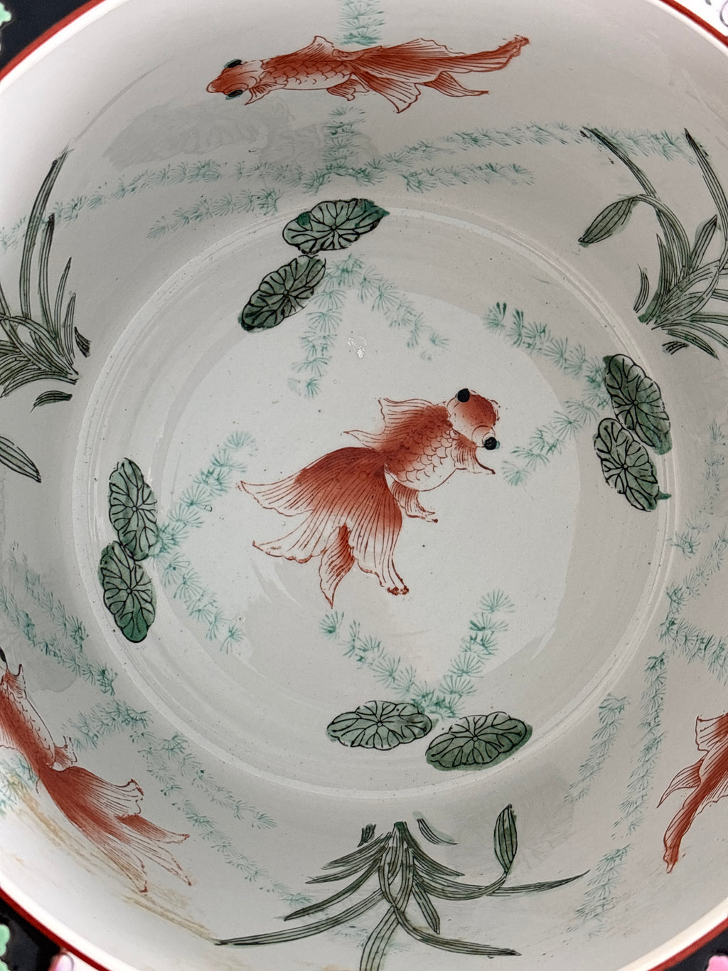 Famille Noir Cachepot and Stand