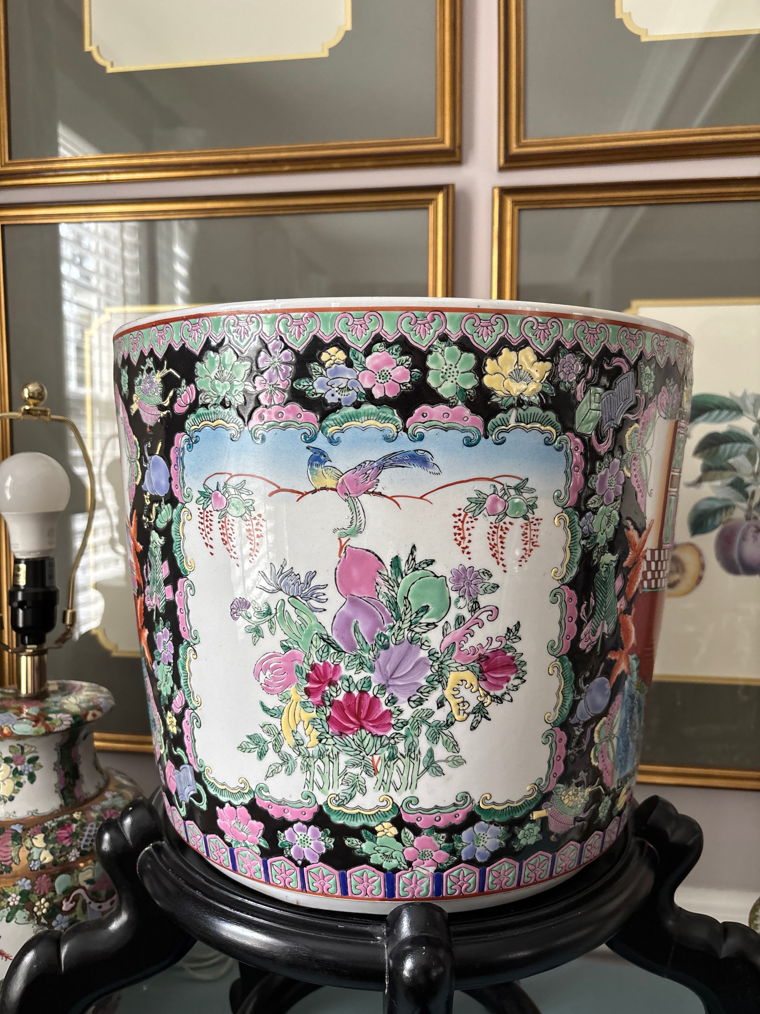 Famille Noir Cachepot and Stand